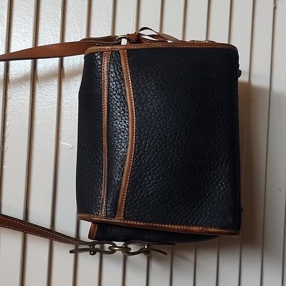 Vintage Dooney & Bourke Black Brown All Weather Leather Crossbody/Shoulder Bag - Picture 6 of 9